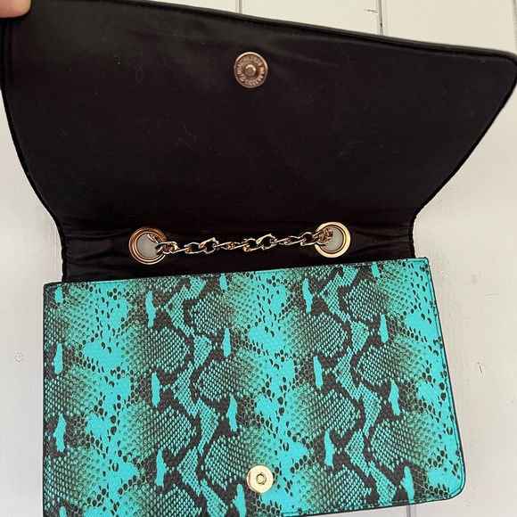 Aldo Hand Bag Purse Embroidery Snakeskin Chain Colourful *READ* - Picture 6 of 10